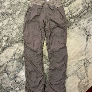 Ivivva (Lululemon) Girl’s Live To Move Dance Studio Lined Pants Size 10 Girl